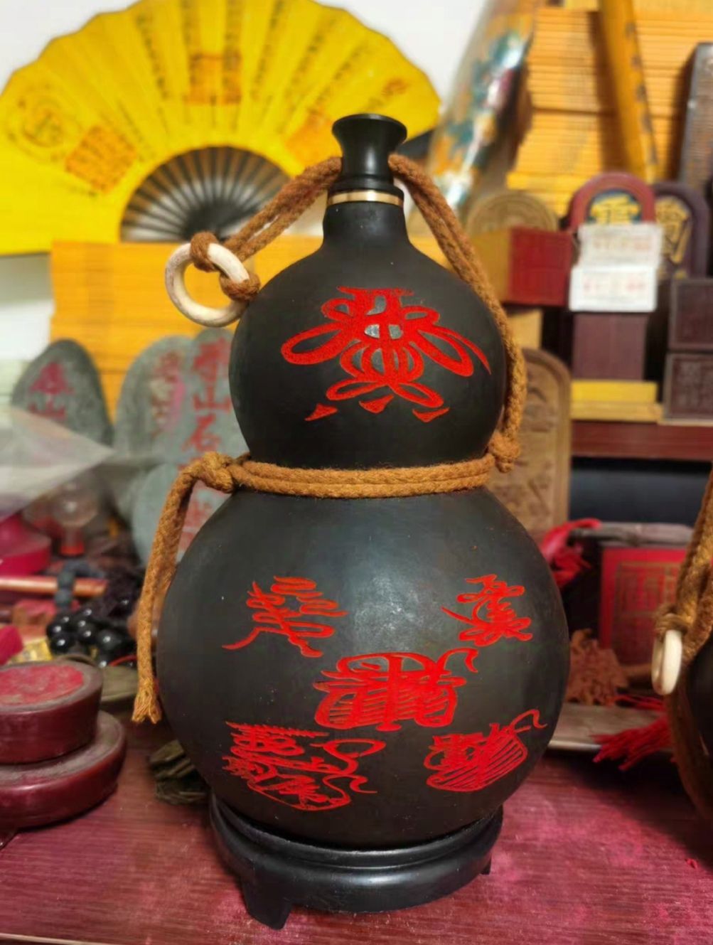 Five directions to attract wealth Taoist gourd 
